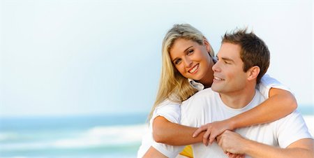 simsearch:400-04702706,k - attractive young couple are stress free and happy Stockbilder - Microstock & Abonnement, Bildnummer: 400-04702706