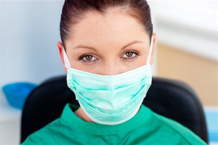 speculum - Portrait of a confident surgeon in her office looking at the camera Stock Photo - Budget Royalty-Free & Subscription, Code: 400-04714634