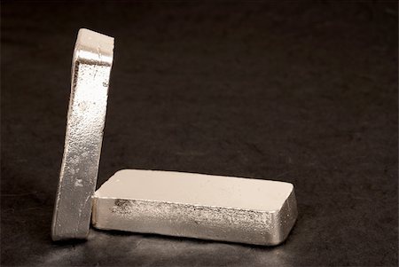 1 kilogram 999 silver bars Stock Photo - Budget Royalty-Free & Subscription, Code: 400-04715744