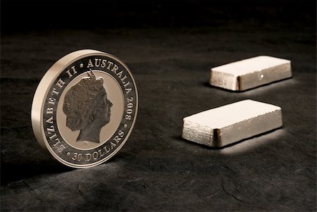 1 kilogral 999 silver bars and coin Stock Photo - Budget Royalty-Free & Subscription, Code: 400-04715746