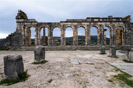 Volubilis - Roman ruins near Fes and Meknes - Best of Morocco Photographie de stock - Aubaine LD & Abonnement, Code: 400-04715756