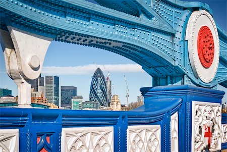 City of London view from Tower Bridge. Foto de stock - Royalty-Free Super Valor e Assinatura, Número: 400-04719276