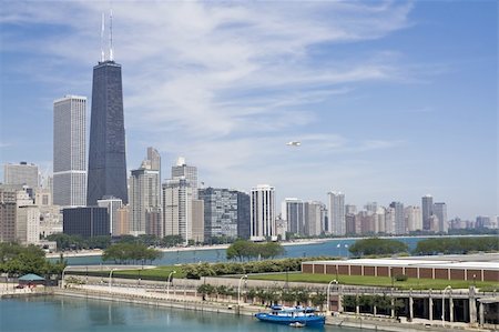 Amazing Gold Coast in Chicago, Illinois. Stock Photo - Budget Royalty-Free & Subscription, Code: 400-04719696