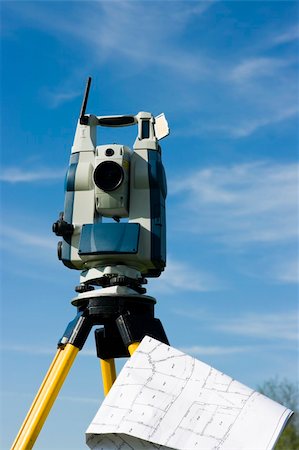 simsearch:400-04710606,k - Theodolite and a map with shown subarban properties. Stock Photo - Budget Royalty-Free & Subscription, Code: 400-04710592