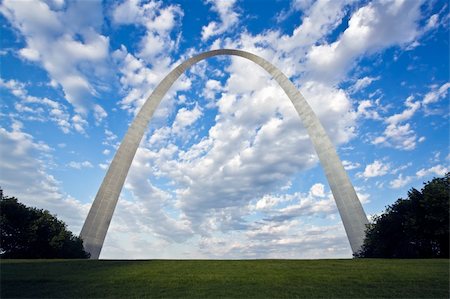 st louis (missouri) - Gateway Arch in St. Louis, Missouri. Stockbilder - Microstock & Abonnement, Bildnummer: 400-04711232