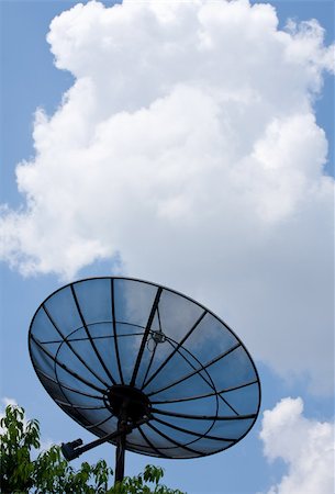 simsearch:400-04994827,k - Satellite dish and clouds Stock Photo - Budget Royalty-Free & Subscription, Code: 400-04711550