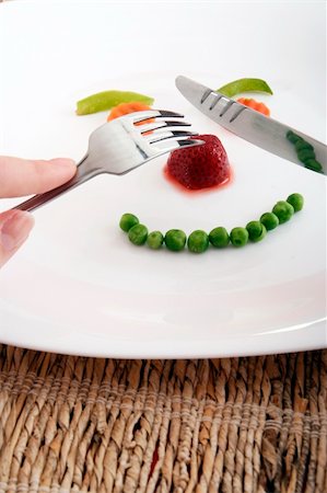 Happy face mande by vegetables ! Diet concept. Foto de stock - Super Valor sin royalties y Suscripción, Código: 400-04712124