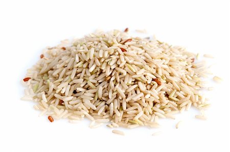 simsearch:400-06098966,k - Pile of brown rice isolated on white background Stockbilder - Microstock & Abonnement, Bildnummer: 400-04712305