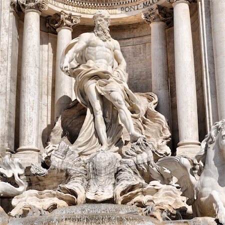 simsearch:400-05709385,k - Baroque Trevi Fountain (Fontana di Trevi) in Rome, Italy - high dynamic range HDR Photographie de stock - Aubaine LD & Abonnement, Code: 400-04713365