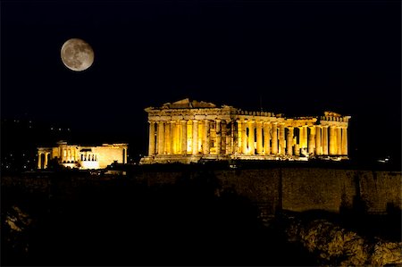 simsearch:400-05909439,k - Longexposure nightshot of Parthenon in Athens, bathed in moonlight... Foto de stock - Super Valor sin royalties y Suscripción, Código: 400-04713858
