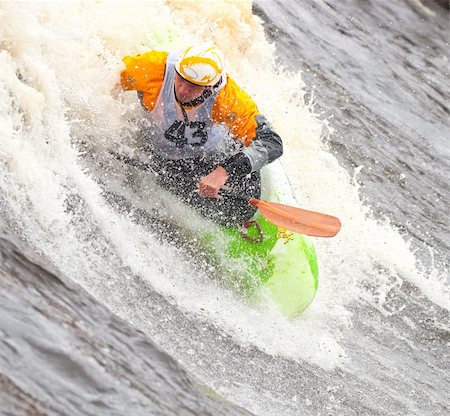 simsearch:400-03963892,k - Kayak freestyle on whitewater, Russia, Msta, may 2010 Stockbilder - Microstock & Abonnement, Bildnummer: 400-04713990