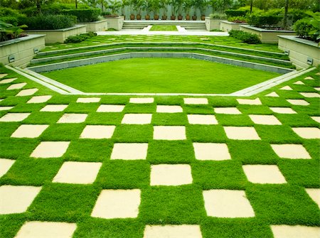 formal garden maze - Brick with manicured lawn, Putrajaya, Malaysia. Stock Photo - Budget Royalty-Free & Subscription, Code: 400-04720125