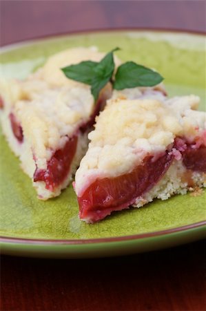 simsearch:400-04709493,k - Delicious homemade plum cake. Shallow dof Stock Photo - Budget Royalty-Free & Subscription, Code: 400-04721806