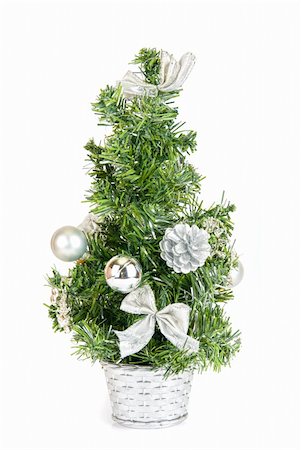 simsearch:400-06477568,k - Christmas fir tree isolated on a white background Stockbilder - Microstock & Abonnement, Bildnummer: 400-04723813