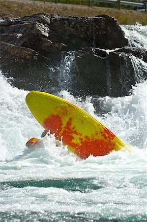 simsearch:400-03963892,k - Kayaking. Waterfalls in Norway. July 2010 Stockbilder - Microstock & Abonnement, Bildnummer: 400-04736980