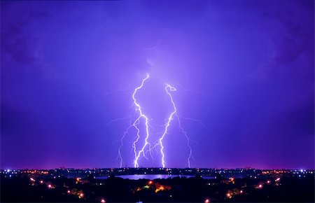 simsearch:400-05301926,k - Thunderstorm and perfect Lightning over city Stock Photo - Budget Royalty-Free & Subscription, Code: 400-04738365