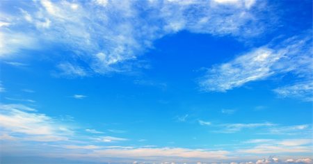 perfect blue sky and white clouds Foto de stock - Super Valor sin royalties y Suscripción, Código: 400-04738401