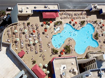 Public pool on the roof in Las Vegas Stock Photo - Budget Royalty-Free & Subscription, Code: 400-04739413