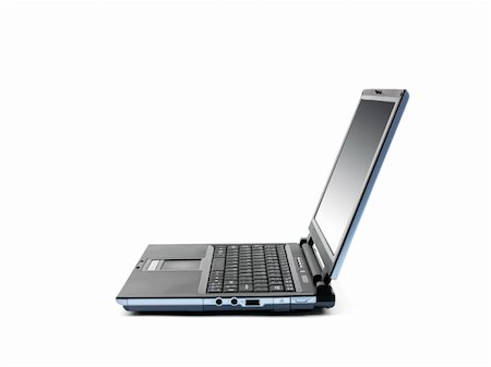 simsearch:400-05125337,k - A laptop computer isolated against a white background Foto de stock - Super Valor sin royalties y Suscripción, Código: 400-04744875