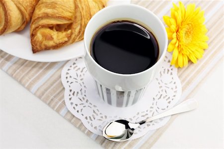 simsearch:400-06142439,k - A cup of black coffee and croissants Stock Photo - Budget Royalty-Free & Subscription, Code: 400-04746279