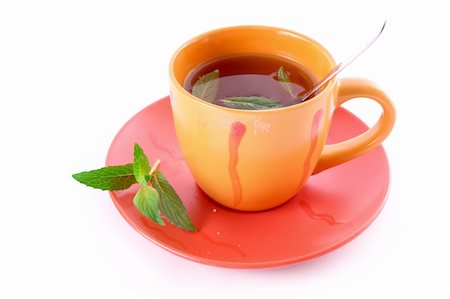 simsearch:400-08186432,k - Cup of tea with mint leaf isolated on white Stock Photo - Budget Royalty-Free & Subscription, Code: 400-04746896