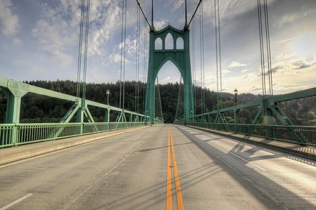simsearch:400-04748524,k - St. John's Bridge over Willamette River in Portland Oregon 3 Stock Photo - Budget Royalty-Free & Subscription, Code: 400-04747346