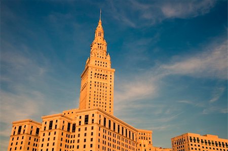 simsearch:400-04711288,k - Historic building in downtown Cleveland in afternoon light. Photographie de stock - Aubaine LD & Abonnement, Code: 400-04747845