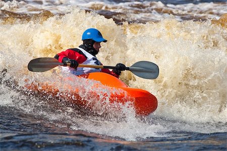 simsearch:400-06081165,k - Kayak freestyle on whitewater, Russia, Msta, may 2010 Foto de stock - Royalty-Free Super Valor e Assinatura, Número: 400-04749212