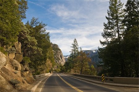 simsearch:400-08034622,k - Bridge over Cascade Creek, Yosemite National Park, California Foto de stock - Royalty-Free Super Valor e Assinatura, Número: 400-04740496