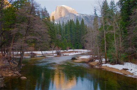 disorderly (artist) - Half Dome at dusk, Yosemite National Park, California Foto de stock - Royalty-Free Super Valor e Assinatura, Número: 400-04741194