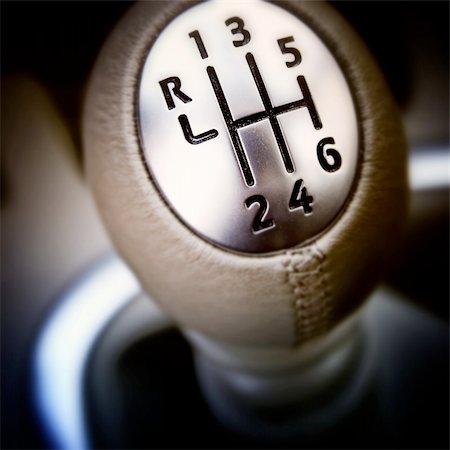 Close-up of a car gear lever. Photographie de stock - Aubaine LD & Abonnement, Code: 400-04742278