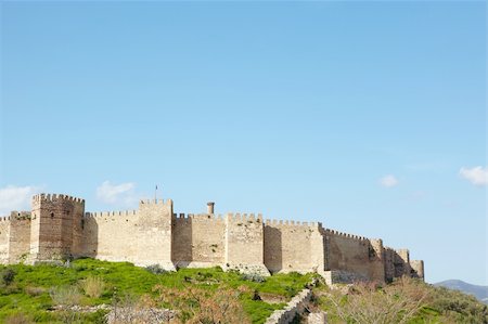 simsearch:400-05205193,k - Ayasuluk Castle from the ruins of the st. Johns Basilica on Ayasuluk Hill, Selcuk, Ephesus, Turkey. Foto de stock - Super Valor sin royalties y Suscripción, Código: 400-04755218