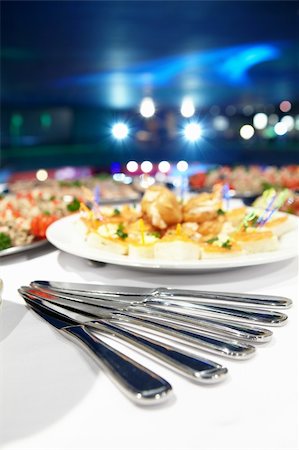 scenic dinner - Close up of dishes on a restaurant table Stock Photo - Budget Royalty-Free & Subscription, Code: 400-04758016