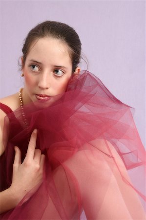 simsearch:400-04763033,k - Teenage ballet dancer in a burgundy costume Photographie de stock - Aubaine LD & Abonnement, Code: 400-04750253