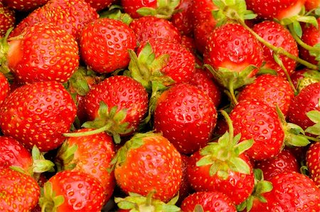 simsearch:400-04243170,k - Lots of strawberries arranged as the background Stock Photo - Budget Royalty-Free & Subscription, Code: 400-04750296