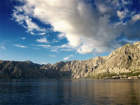 simsearch:400-04913744,k - Morning at Kotor bay in Montenegro Photographie de stock - Aubaine LD & Abonnement, Code: 400-04750848