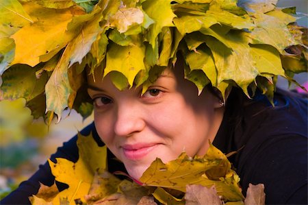 diadème - Portrait of beautiful girl in wreath of leaves Stock Photo - Budget Royalty-Free & Subscription, Code: 400-04750935