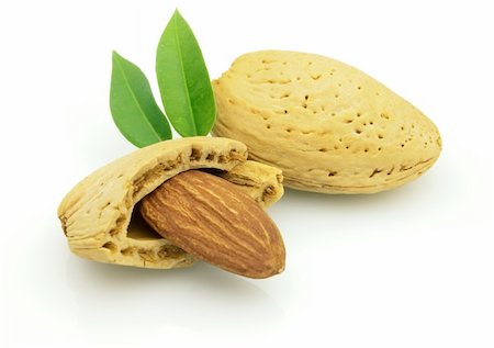 simsearch:400-04173906,k - Cut almond Stock Photo - Budget Royalty-Free & Subscription, Code: 400-04751990