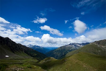 simsearch:400-04365372,k - Mountain top under the blue sky with clouds. Stock Photo - Budget Royalty-Free & Subscription, Code: 400-04752515