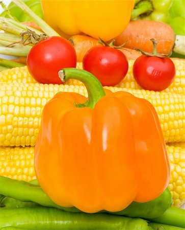 simsearch:400-04243170,k - Various colourful vegetables arranges at the market Stock Photo - Budget Royalty-Free & Subscription, Code: 400-04752895
