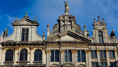 Old Houses on the Grand Place in Brussels Stock Photo - Budget Royalty-Free & Subscription, Code: 400-04753558