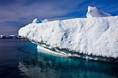 simsearch:400-04299207,k - Huge iceberg in Antarctica, blue sky, azure water, sunny day Stock Photo - Budget Royalty-Free & Subscription, Code: 400-04764553