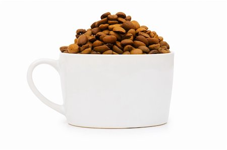 simsearch:400-05382322,k - Cup and coffee beans isolated on the white Stockbilder - Microstock & Abonnement, Bildnummer: 400-04766095