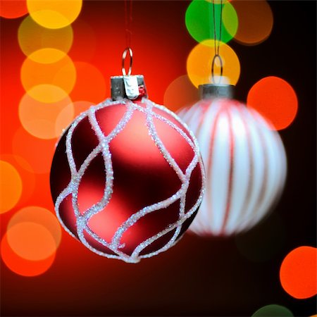 simsearch:400-04551895,k - Christmas balls Fotografie stock - Microstock e Abbonamento, Codice: 400-04767429