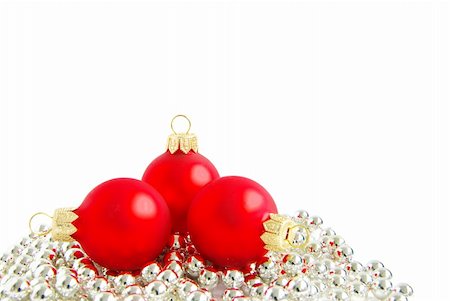 simsearch:400-04073863,k - christmas balls  isolated on a white Photographie de stock - Aubaine LD & Abonnement, Code: 400-04768096