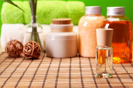 simsearch:700-00846559,k - Take care about your body in SPA, natural oils and beauty soap. Fotografie stock - Microstock e Abbonamento, Codice: 400-04769769