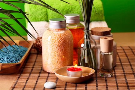 simsearch:700-00846559,k - Take care about your body in SPA, natural oils and beauty soap. Fotografie stock - Microstock e Abbonamento, Codice: 400-04769779