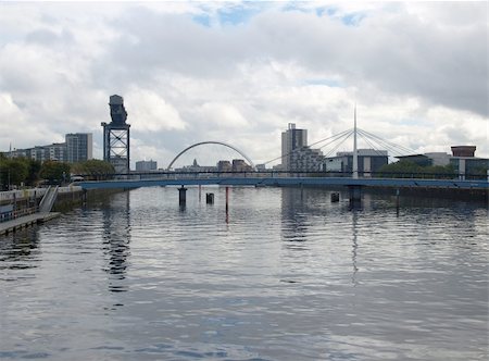 simsearch:400-04486669,k - The River Clyde in Glasgow city, Scotland Photographie de stock - Aubaine LD & Abonnement, Code: 400-04762575