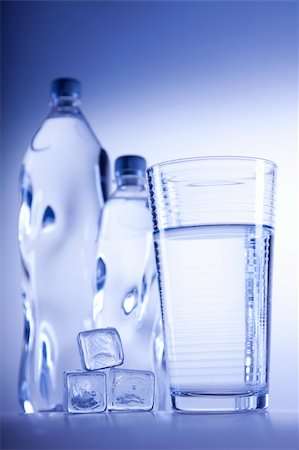 simsearch:400-04575721,k - Fresh water drink on blue background Stock Photo - Budget Royalty-Free & Subscription, Code: 400-04763603