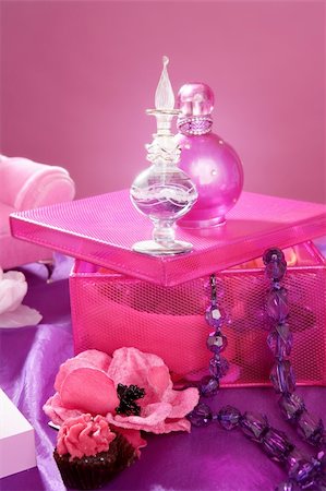 barbie style fashion makeup vanity dressing table pink and purple still photo Stock Photo - Budget Royalty-Free & Subscription, Code: 400-04774339